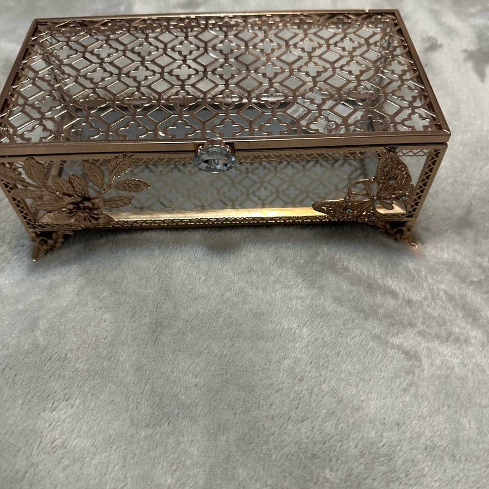 Beautiful glass jewellery box and organiser new - Picture 2 of 10